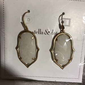 Stella & Dot Amala Chandelier Earrings NEW